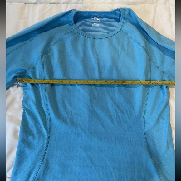 Women's North Face Turquoise Tech Long Sleeve Shirt - size large - Picture 5 of 8